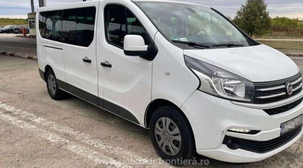 Un român, care se întorcea din Franța, a fost dat jos din microbuz cu tot cu bagaje