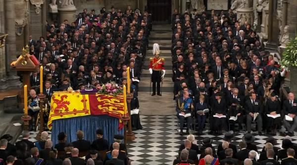 Cât îi costă pe britanici funeraliile Reginei Elisabeta a II-a