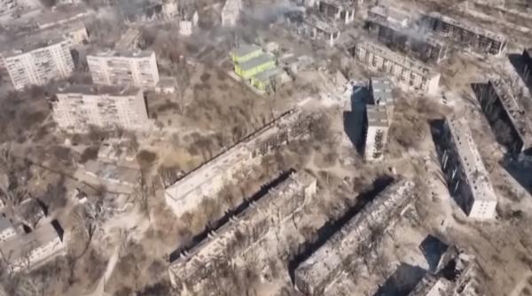 Ucraina. 146 de cadavre, scoase din groapa comună de la Izium. Majoritatea ar fi civili 