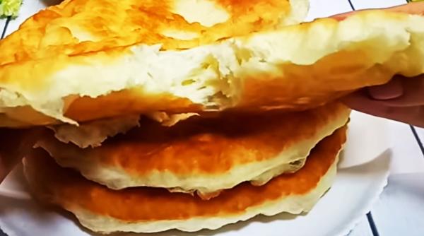 Turtele bunicii, rețeta unui fel de mâncare gătit aproape din nimic. Cu aceste ingrediente ies pufoase, iar aroma este incomparabilă