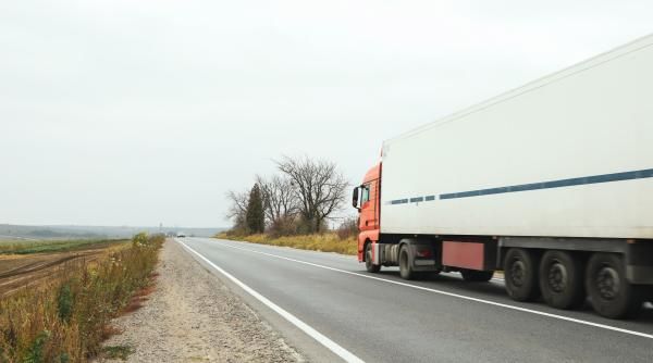 Olanda. Șofer român de TIR, prins, după un pont, cu droguri de peste 190 milioane de euro. Venea din Belgia cu aproape două tone de cocaină