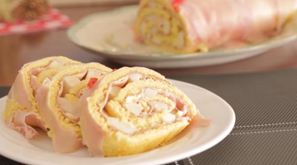 Pionono cu șuncă și brânză. Rețeta pas cu pas a unei rulade incredibile. O poți face chiar dacă nu ai gătit niciodată!