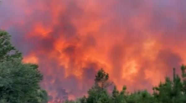 Un pompier voluntar din Franţa, condamnat la închisoare pentru declanşarea unui incendiu