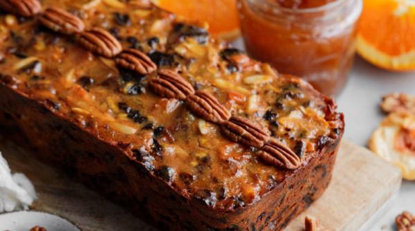 Prăjitură cu blat însiropat și fructe - Această rețetă de familie vă va transforma într-un iubitor de prăjituri cu fructe