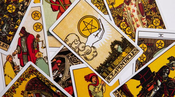 Horoscop tarot 6 octombrie 2022. Pești, ai luat o decizie importantă. Rac, nu te gândi prea mult. Previziuni complete 