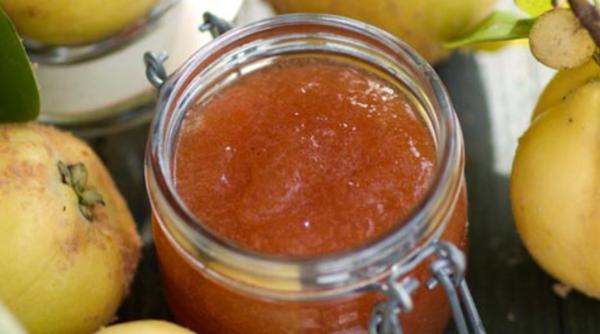 Cum să faci cel mai bun gem de gutui - toamna se numără borcanele