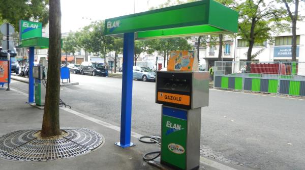 Haos în Franța: Cozi lungi la benzinării din cauza lipsei carburanţilor