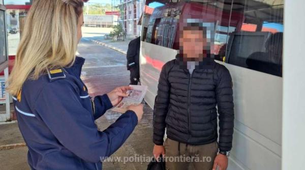 Microbuz, în drum spre Italia, verificat la frontieră. Un pasager, prins pe picior greșit