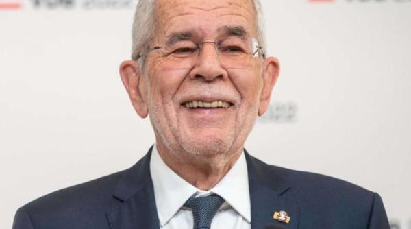 Alexander Van der Bellen, reales preşedinte al Austriei 
