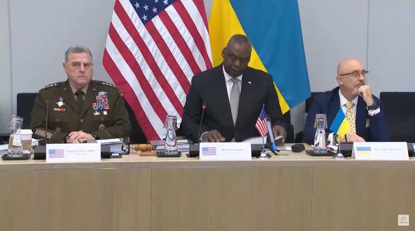 Atacurile Rusiei au unit şi mai mult comunitatea internaţională în demersul ei de a sprijini Ucraina, afirmă secretarul american al apărării