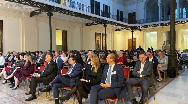 Peste 300 de medici români din Belgia și reprezentanți ai comunității farmaceutice românești, prezenți la un eveniment în premieră, la Bruxelles 