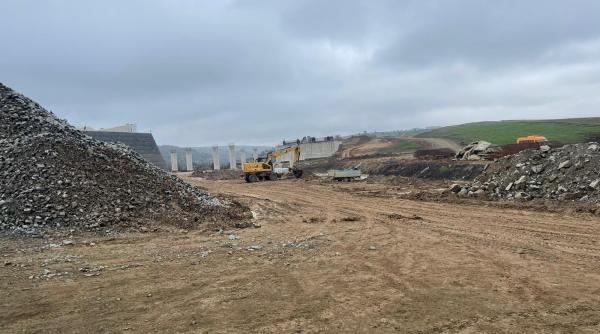 S-a semnat contractul pe tronsonul lipsă Chețani - Câmpia Turzii, din Autostrada Transilvaniei 