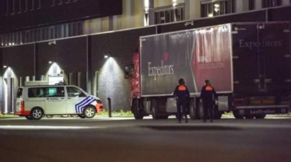 Român, inculpat în Anglia, pentru moartea a 39 de vietnamezi: victimele au fost găsite într-un camion frigorific în Essex