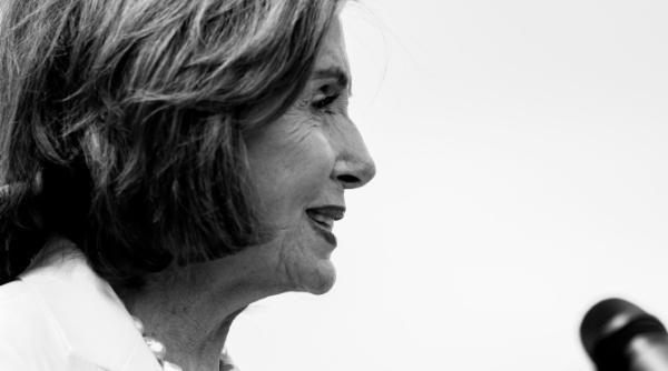 Pelosi, scrisoare pe Twitter după atacul de vineri