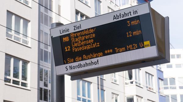 Abonamentul de călătorie de 9 euro revine în Germania: cine îl poate obține și până când e valabilă măsura  