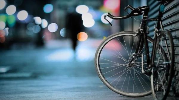 Austria. Român internat într-un centru psihiatric, după ce s-a năpustit asupra unui biciclist: „E o rețea! Mă persecută de ani de zile“