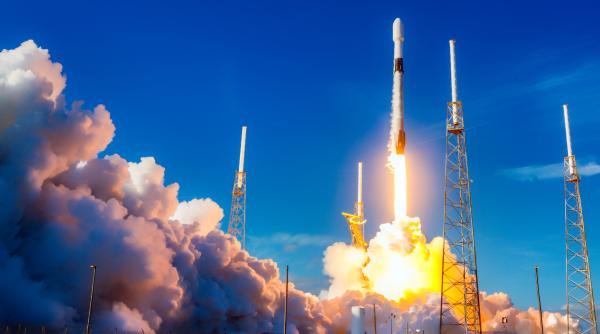 Coreea de Nord spune că lansările au fost un atac simulat asupra Coreei de Sud și a Statelor Unite, în timp ce Sudul recuperează piese de rachete