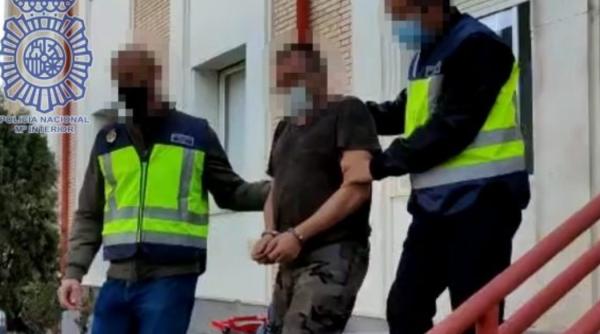 Român arestat în Spania, după ce o minoră s-a trezit într-un pat de hotel cu semne de abuz sexual și fără să își mai amintească nimic