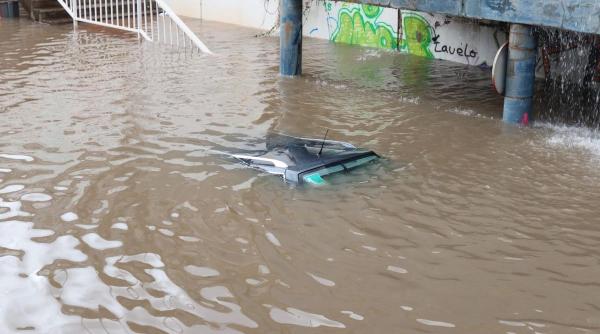 Spania, sub efectele fenomenului extrem DANA: Val de ploi torențiale, furtuni, inundații și frig