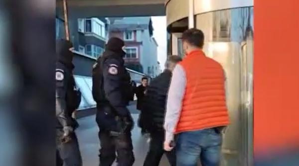 Percheziții la o grupare uriașă de trafic de droguri și de persoane: Aduceau în țară bărbați ucraineni care fugeau de război