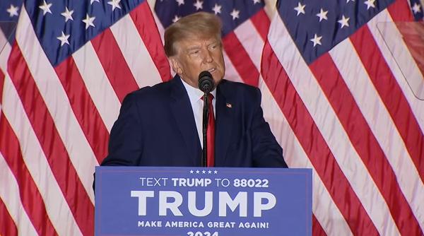 Donald Trump şi-a depus candidatura la alegerile prezidenţiale din 2024: America s-a „întors”