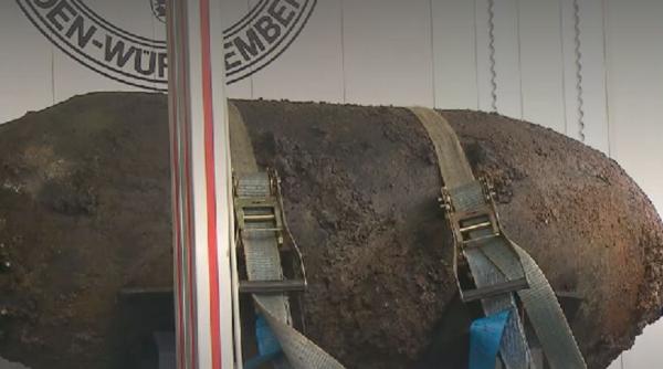 Sute de locuinţe, evacuate într-un oraș din Germania, după descoperirea unei bombe 