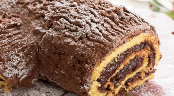 Ruladă specială de Crăciun - un desert cu care vei impresiona pe oricine îți va călca pragul de Sărbători