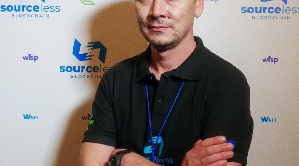 Alexandru Stratulat (Sourceless), românul care revoluționează Internetul: „Este o revoluție industrială a Web-ului. Nu există altă variantă“