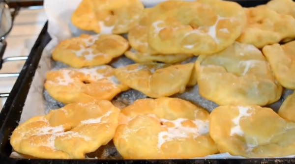 Gogoși cu unt, rețeta argentiniană. Se fac imediat, mănânci și mai vrei! O rețetă de aur