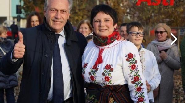 Italia. Festival folcloric de Ziua Națională a României, la Asti: „A fost o ocazie deosebită de a pune în valoare frumusețea tradițiilor noastre“ (FOTO)