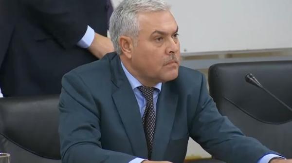 Ministrului Apărării, Angel Tîlvăr, mesaj pentru militarii români de pretutindeni: „La mulţi ani şi îi aşteptăm sănătoşi acasă“