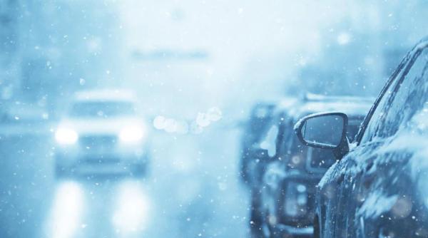 Atenție șoferi: Cod galben de ceață în 10 județe. Cod galben de vânt în alte 3