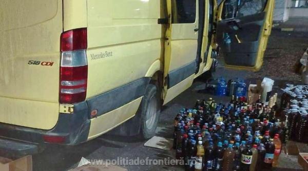 Două microbuze, verificate la intrarea în țară. Polițiștii, șocați de ceea ce au descoperit. Șoferii, amendați pe loc