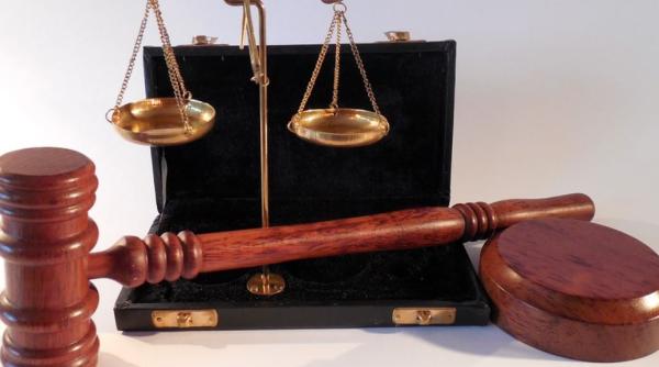 O femeie din Austria vrea 10.000 de hectare de teren în Retezat. Moștenirea obținută ilegal, anulată de instanță