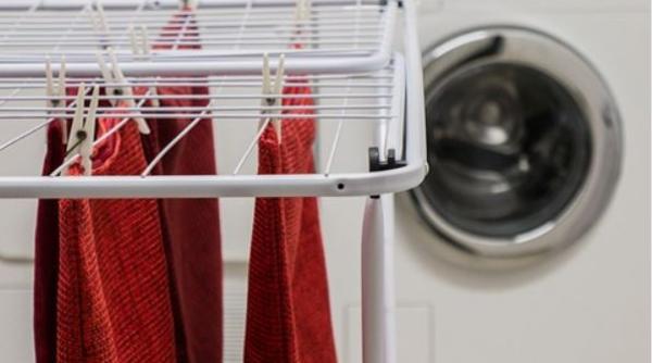 Toată murdăria va ieși imediat din mașina de spălat, dacă știi acest truc. Află ce trebuie să faci