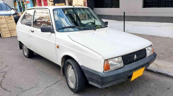 Oltcit - mașina produsă în România care a cucerit lumea. Câteva exemplare încă fac furori în Columbia