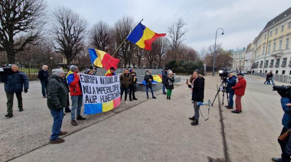UPDATE. Românii din Austria protestează astăzi în fața cancelariei premierului: „Calculele politice ale lui Karl Nehammer s-ar putea să fie greșite“ (VIDEO)