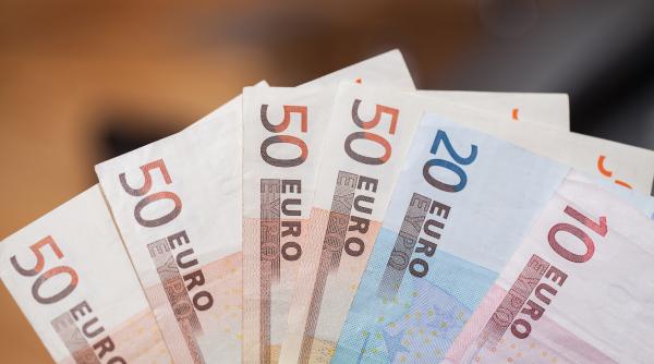 Bonus de 350 de euro pentru trei milioane de muncitori, în Italia. Ce categorie de lucrători va primi banii