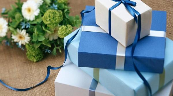 Cadouri din Germania pentru mii de copii din comunităţile aflate pe Via Transilvanica