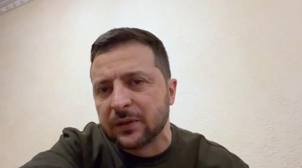 Zelenski s-a adresat rușilor în noaptea dintre ani:  Putin "se ascunde în spatele vostru, iar ceea ce va fi cu voi toți, nu îl interesează"