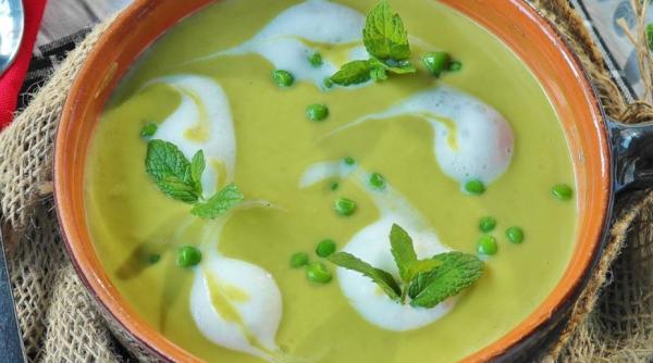 Nu știi ce să gătești după sărbători? Încearcă această supă cremoasă pentru a reveni la silueta perfectă