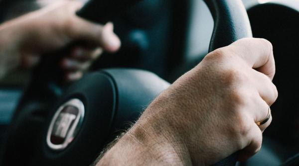 Prinși pe picior greșit în noaptea de Revelion: peste 300 de români au rămas fără permis