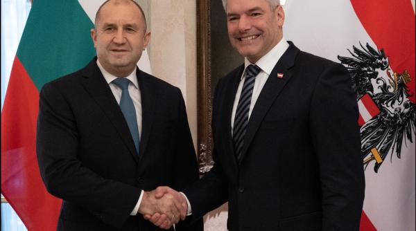 România, lăsată încă o dată pe dinafară. Cancelarul austriac, vizită în Bulgaria să vadă granițele