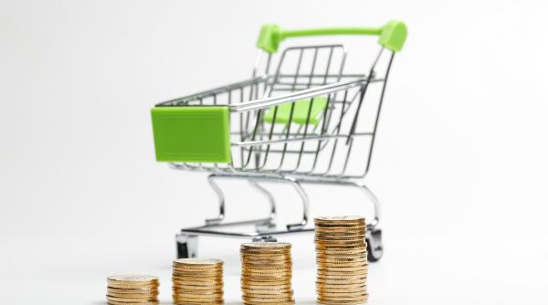 Criza economică din Marea Britanie va fi aproape la fel de dură, în 2023, ca cea din Rusia. Nivelul de trai scade puternic