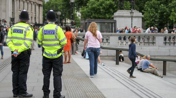 „Înșelătorie minuțioasă”. Cum a reușit un român să intre în Marea Britanie, deși a fost expulzat de șase ori: „Dosarul este îngrozitor”