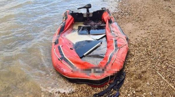 Polițiștii de frontieră greci, acuzați că se comportă inuman: "Ne-au bătut și ne-au aruncat în plute gonflabile ca și cum eram gunoaie"