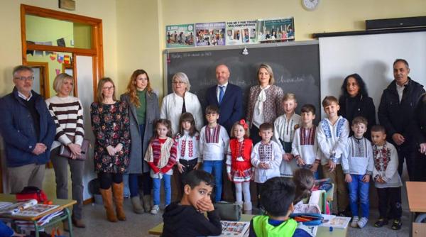 Spania. Două clase oficiale de limbă și cultură română, inaugurate în Tomelloso. Consul: „Ne dă un sentiment de apartenență“