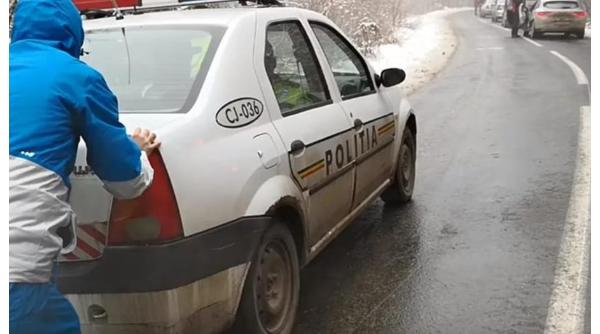 Cum le-a fost furată mașina de poliție agenților din Călărași: "E destul de simplu. Tu ajungi să fii singurul vinovat" 
