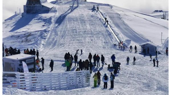 Toată stațiunea Sinaia a rămas fără curent electric. Spitalele funcționează pe generatoare 