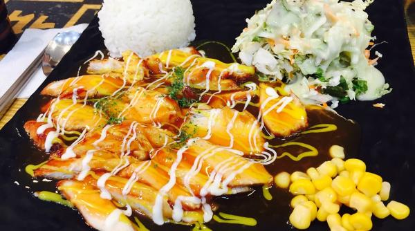 Pui la grătar cu sos de lapte bătut: O rețetă simplă, sănătoasă și neașteptat de delicioasă. Noteaz-o acum!